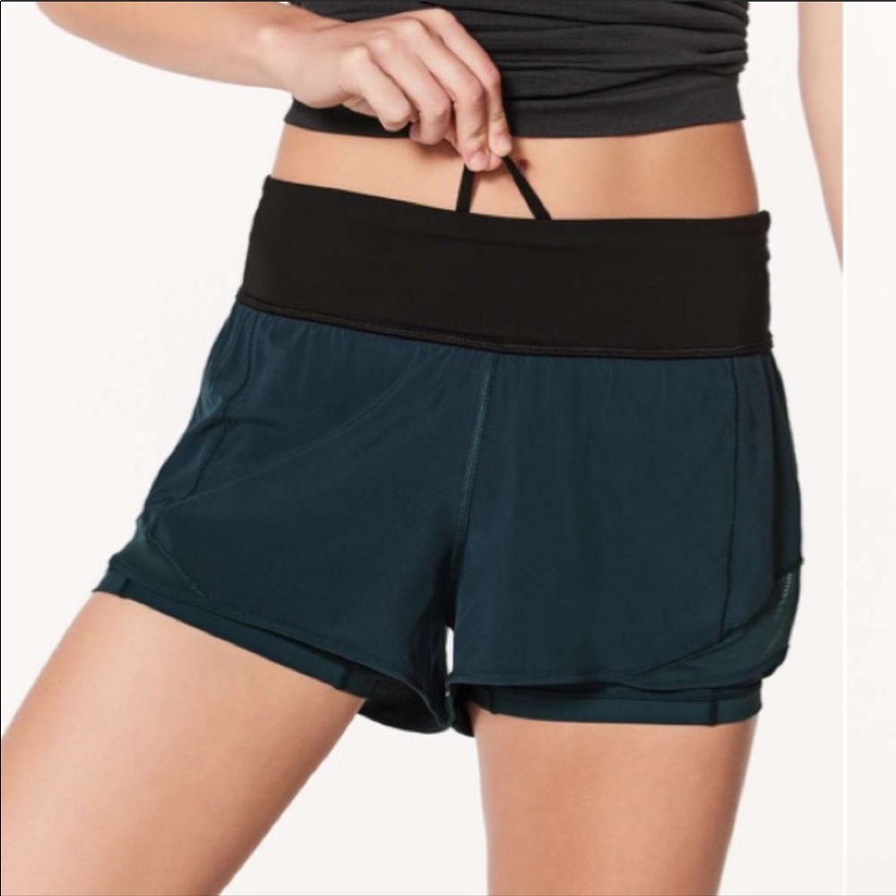 Lululemon Hotty Hot Short